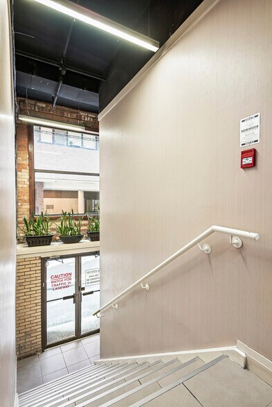 411 Richmond St E, Toronto, ON à louer - Photo intérieure – Image 3 sur 6