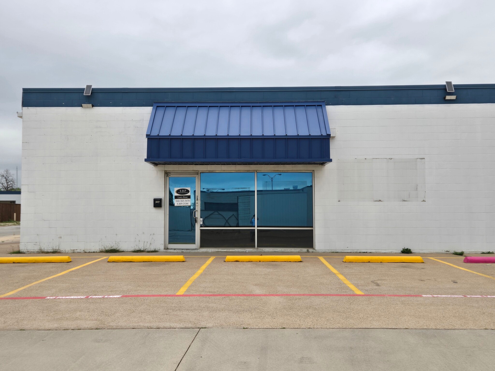 7723-7729 Maplewood Ave, North Richland Hills, TX à louer Photo intérieure– Image 1 sur 3