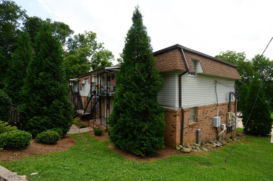 604 Pinson Pl, Birmingham, AL à vendre - Photo de l’immeuble – Image 3 sur 15