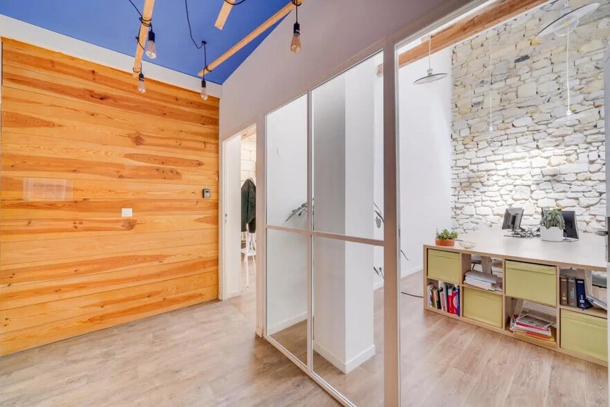 Bureau dans Bordeaux à louer - Photo de l’immeuble – Image 2 sur 7