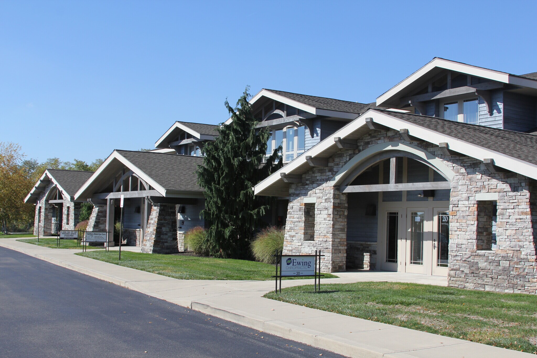 10-24 Remick Blvd, Springboro, OH à louer Photo de l’immeuble– Image 1 sur 44
