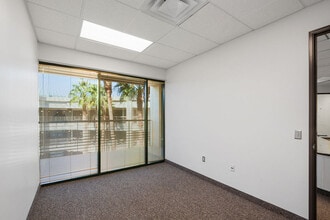 1490 S Price Rd, Chandler, AZ à louer Photo intérieure– Image 2 sur 16