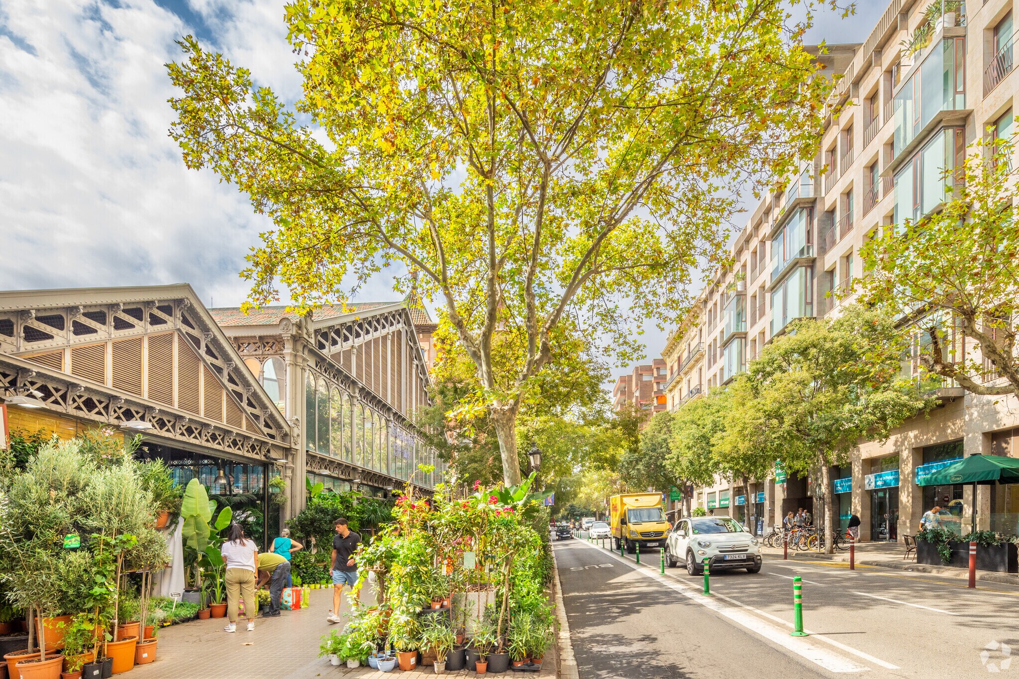 Carrer de València, 307, Barcelone, Barcelona à louer Photo de l’immeuble– Image 1 sur 2