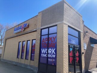 Plus de détails pour 7907 W Cermak Rd, North Riverside, IL - Local commercial à vendre