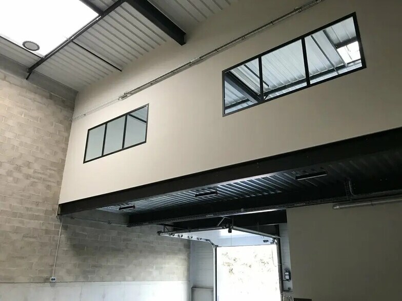 24 Allée De Dublin, Les Pavillons-sous-Bois à louer - Photo de l’immeuble – Image 3 sur 8