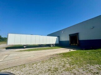 Plus de détails pour 395 Cambridge Rd, Cambridge, OH - Industriel/Logistique à vendre