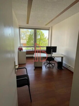 Plus de détails pour Bureau à vendre