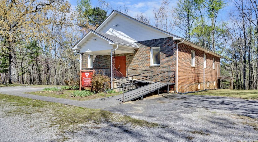 7026 Church Rd, Gardendale, AL à vendre Photo de l’immeuble– Image 1 sur 11