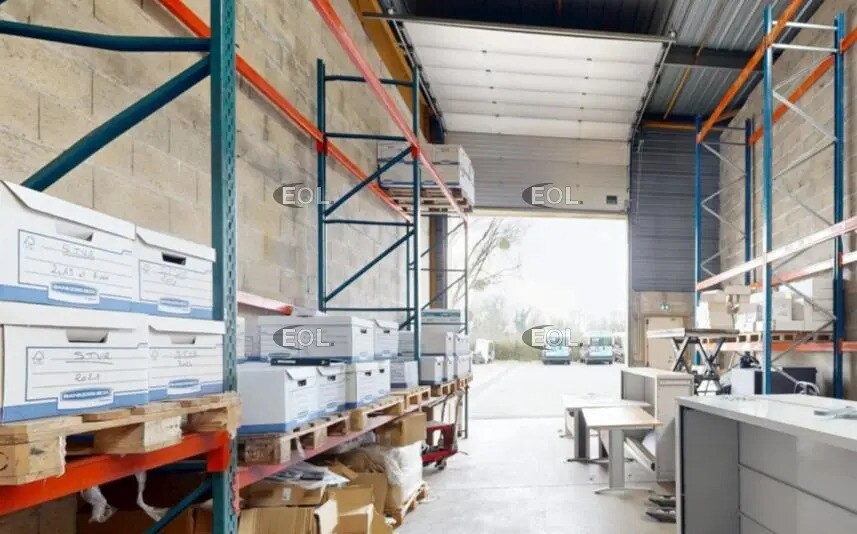 Local d’activités dans Bezons à louer Photo de l’immeuble– Image 1 sur 5