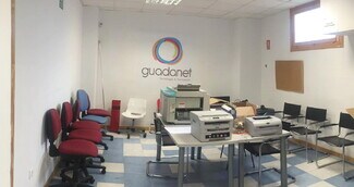 Plus de détails pour Local commercial à louer