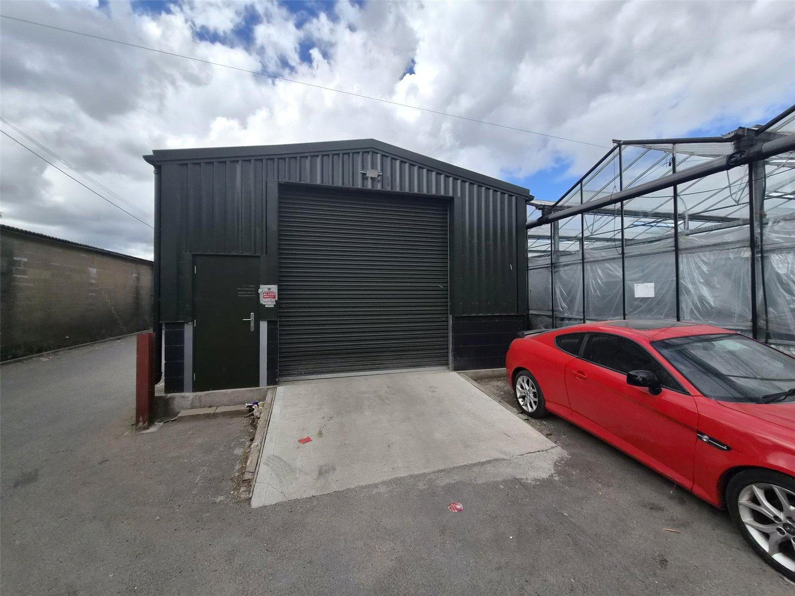 1 Silverwood Close, Nazeing à louer Photo principale– Image 1 sur 3