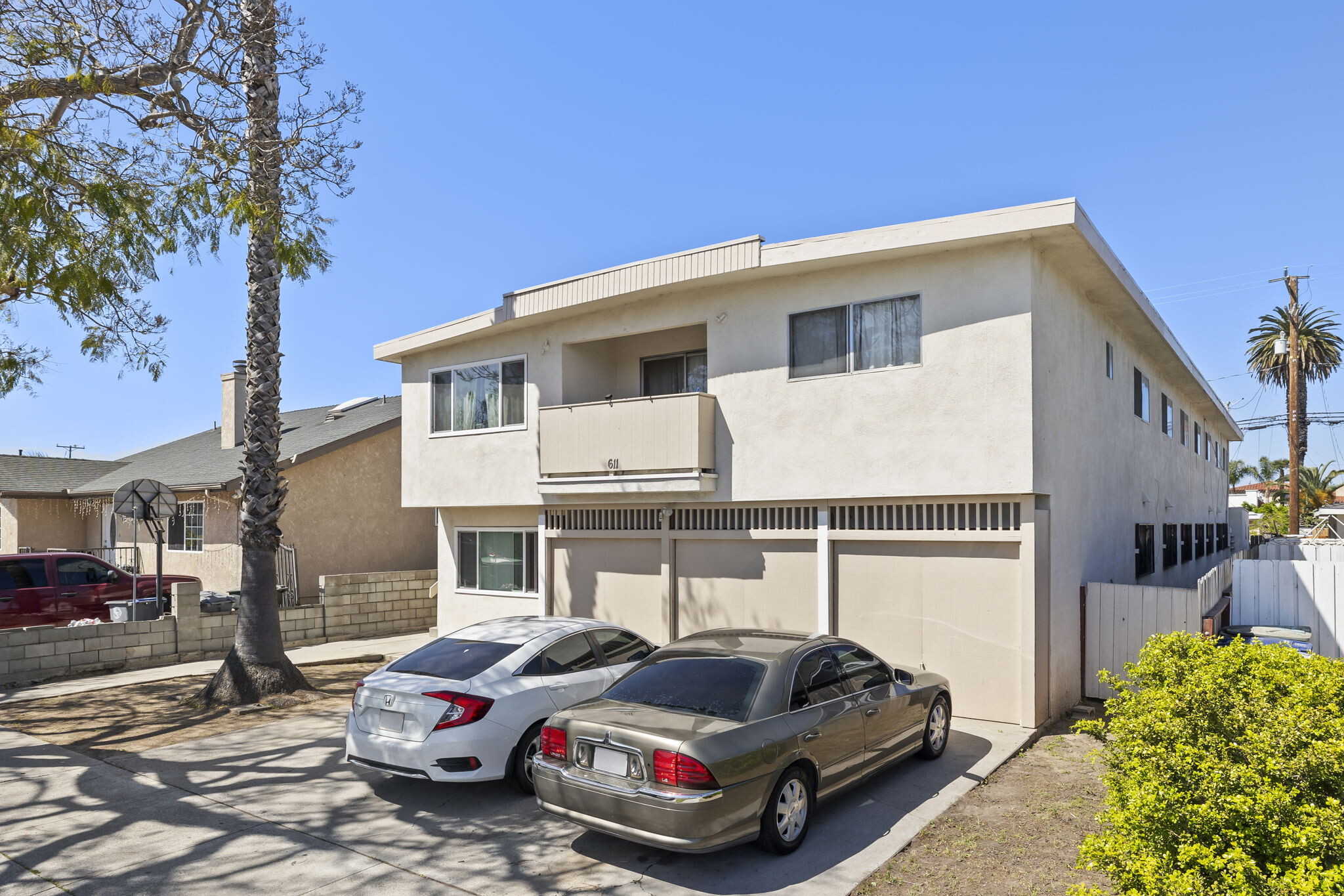 611 S E St, Oxnard, CA à vendre Photo principale– Image 1 sur 18