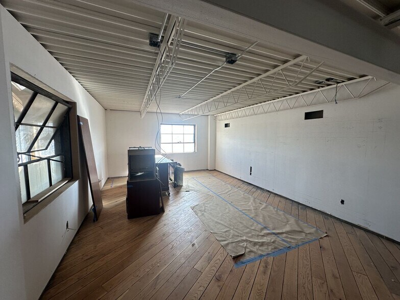 1959 Sterling Ave NW, Grand Rapids, MI à vendre - Photo de l’immeuble – Image 2 sur 8