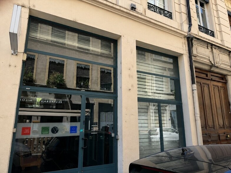 Local commercial dans Lyon à louer - Photo de l’immeuble – Image 1 sur 12