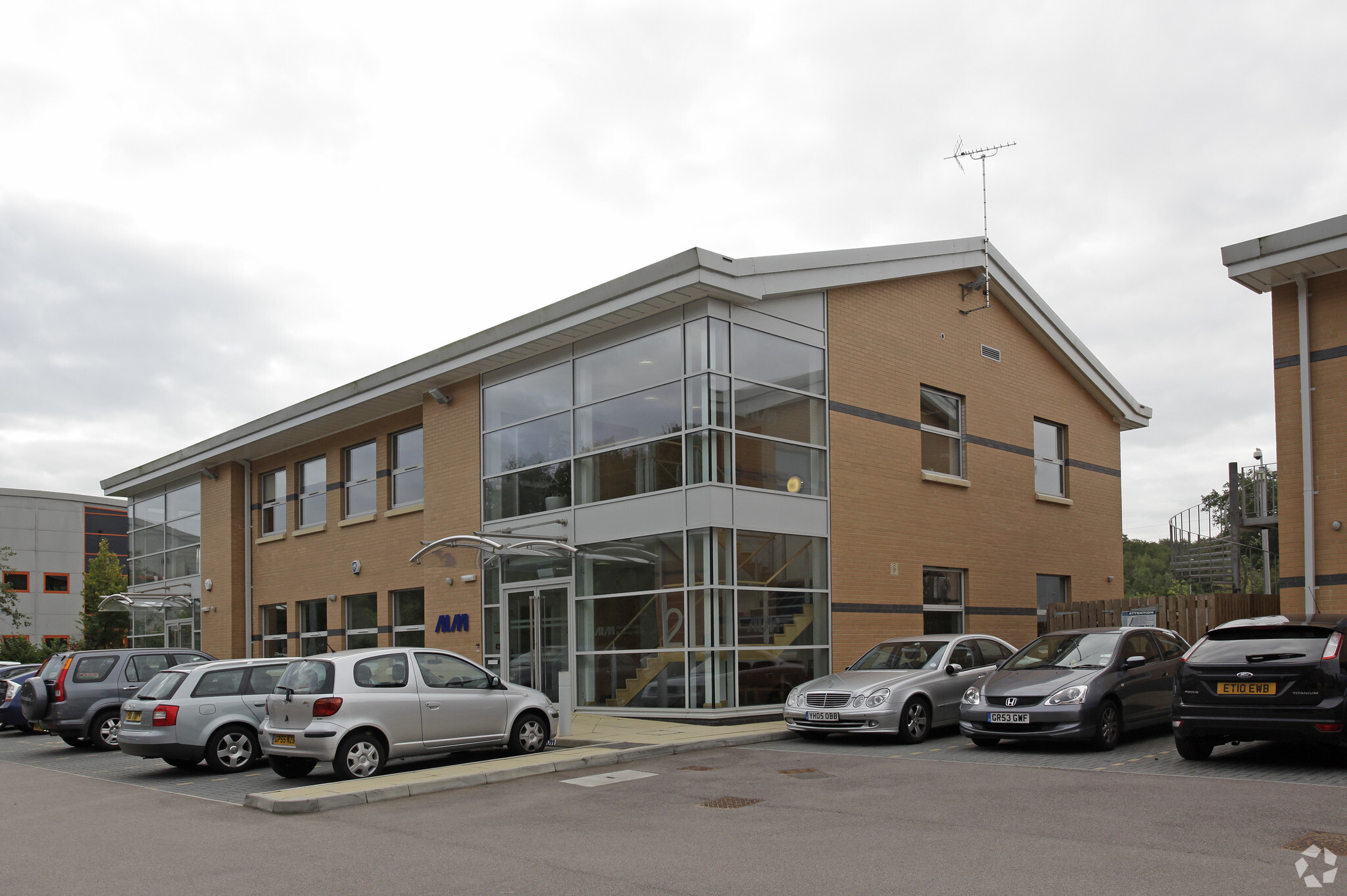 Balcombe Rd, Crawley à vendre Photo principale– Image 1 sur 21