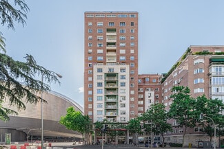 Plus de détails pour Paseo Castellana, 140, Madrid - Bureau à louer