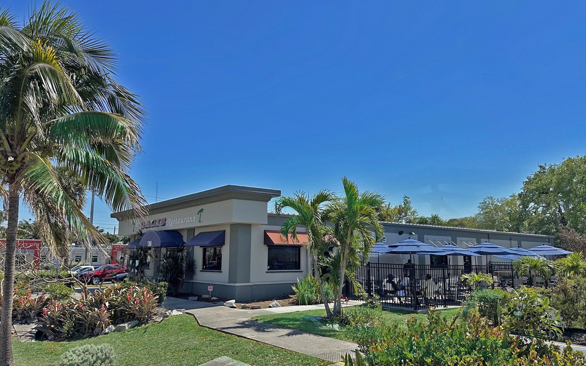 2260 Dr Martin Luther King Jr Blvd, Fort Myers, FL à vendre Photo de l’immeuble– Image 1 sur 3