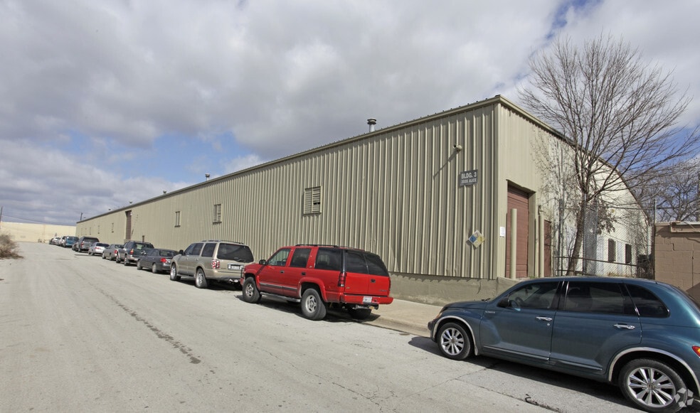 3535 Alice St, Fort Worth, TX à vendre - Photo de l’immeuble – Image 3 sur 6