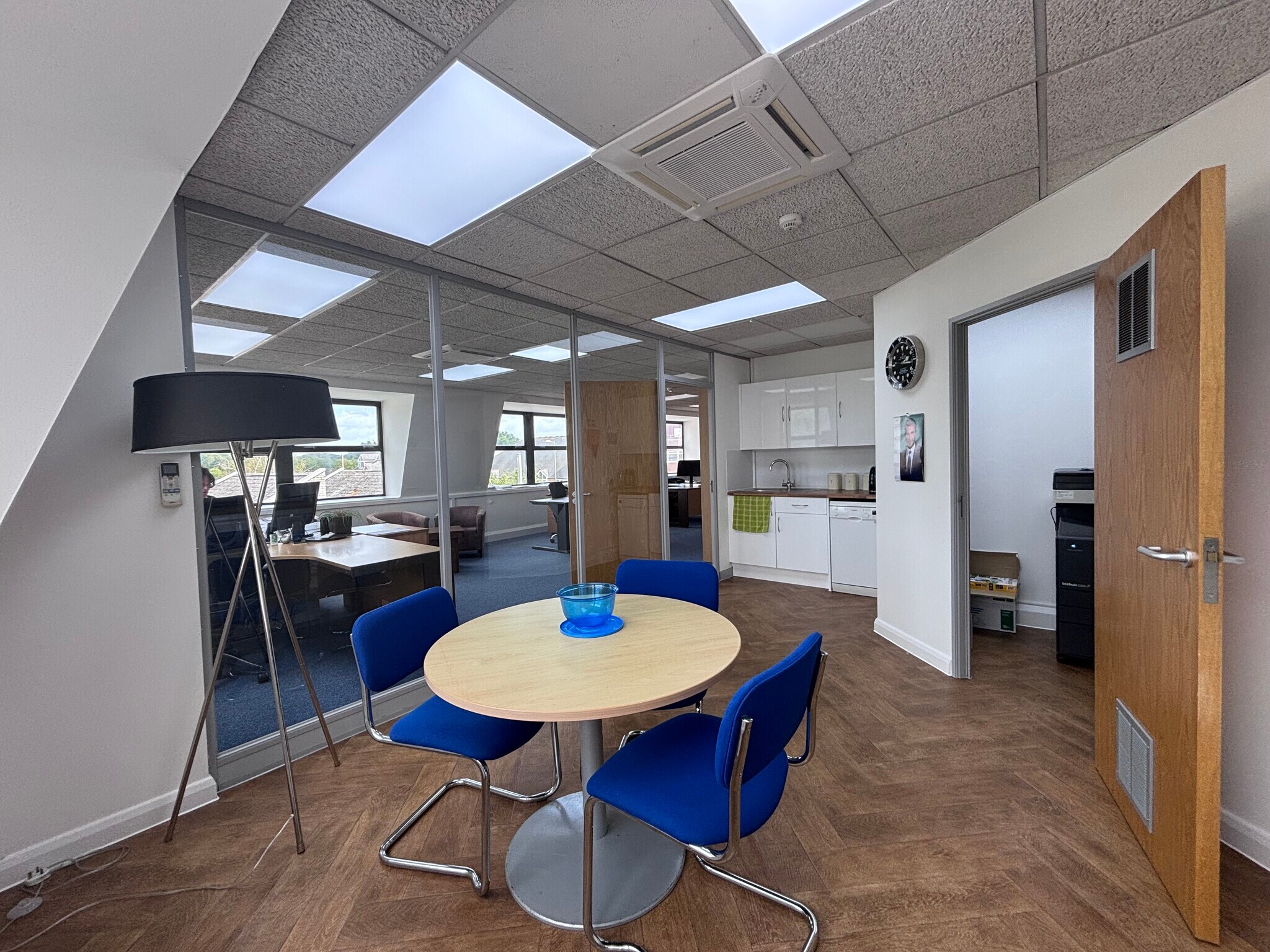 113 Winchester Rd, Eastleigh à louer Photo de l’immeuble– Image 1 sur 6