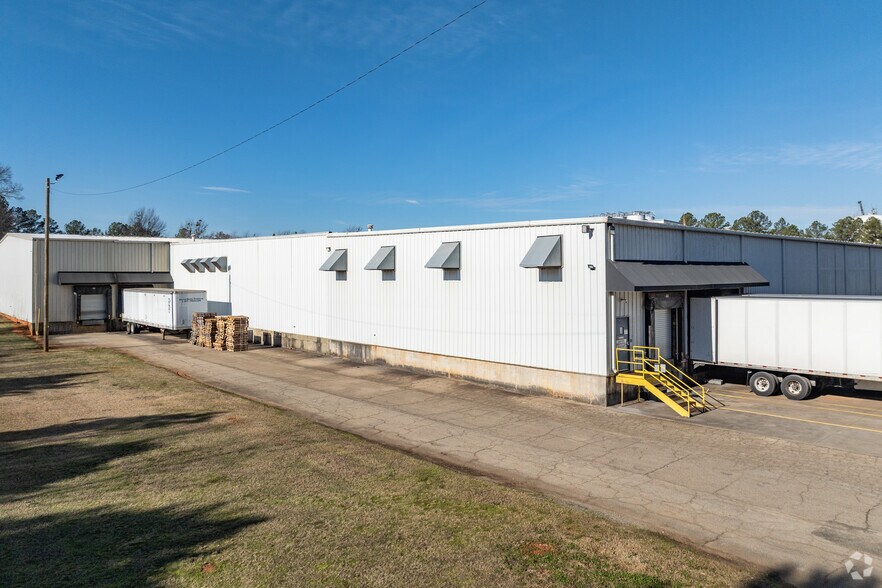 110 Dent Dr NE, Cartersville, GA à louer - Photo de l’immeuble – Image 3 sur 4
