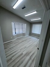 3741 San Jose Pl, Jacksonville, FL à louer Photo intérieure– Image 2 sur 7
