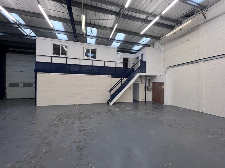 Airport Service Rd, Portsmouth à louer - Photo intérieure – Image 3 sur 16