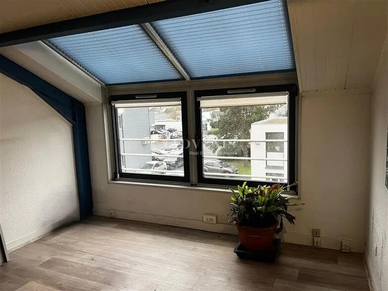 Bureau dans Saint-Avertin à vendre - Photo de l’immeuble – Image 2 sur 4