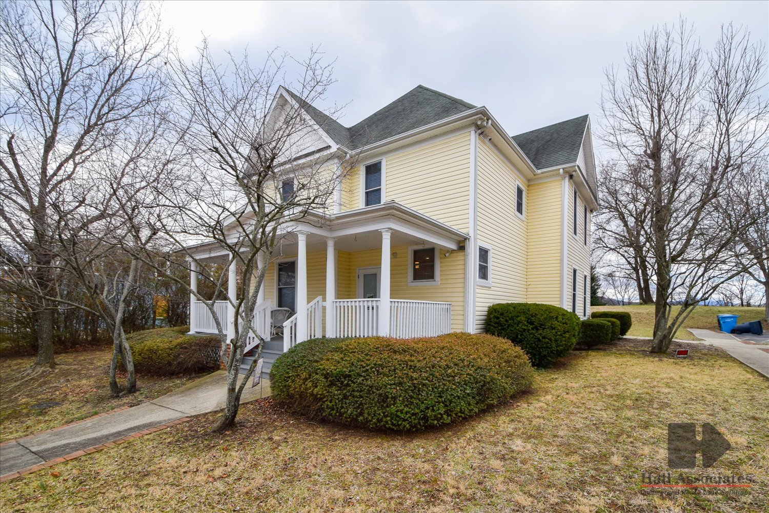 124 Wells Ave NW, Roanoke, VA à louer Photo de l’immeuble– Image 1 sur 4