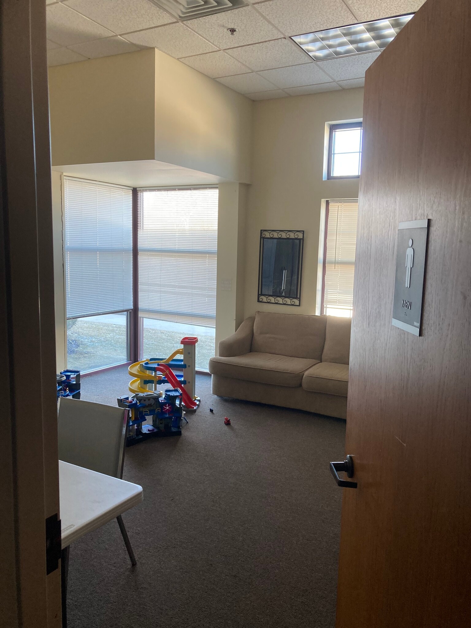 N19W6717-N19W6741 Commerce Ct, Cedarburg, WI à louer Photo de l’immeuble– Image 1 sur 7