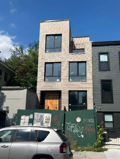 747 Monroe St, Brooklyn, NY à vendre - Photo de l’immeuble – Image 2 sur 5