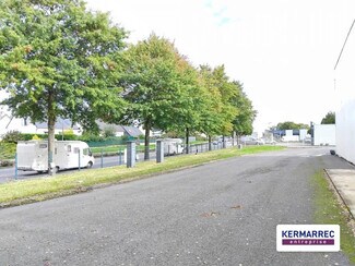 Plus de détails pour Local d'activités à louer