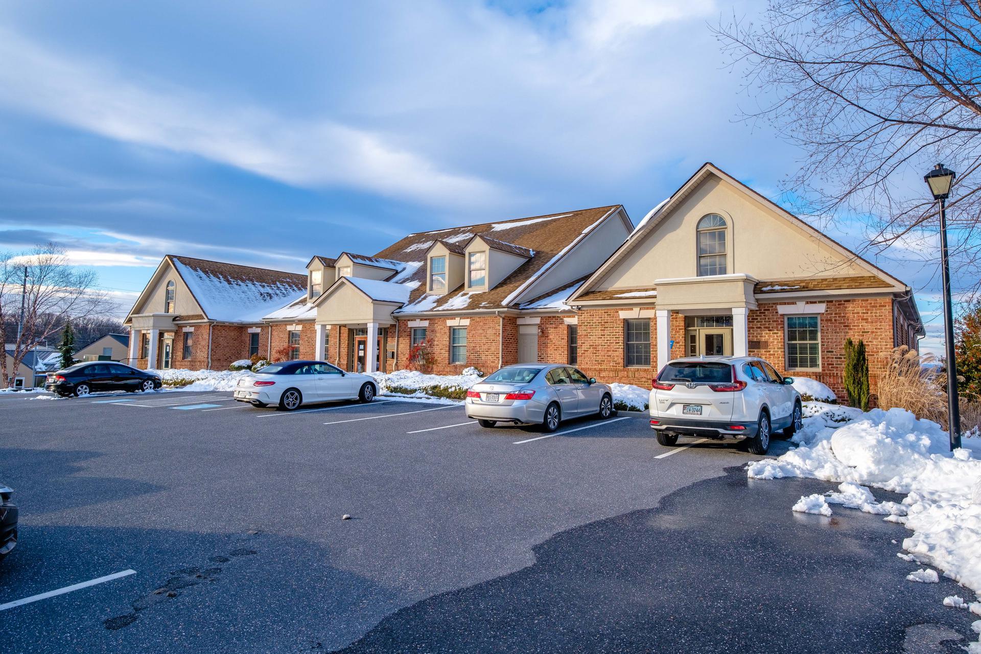 420 Neff Ave, Harrisonburg, VA à louer Photo de l’immeuble– Image 1 sur 7