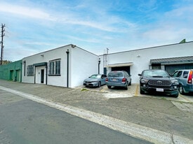 2209 Barry Ave, Los Angeles CA - immobilier d'entreprise