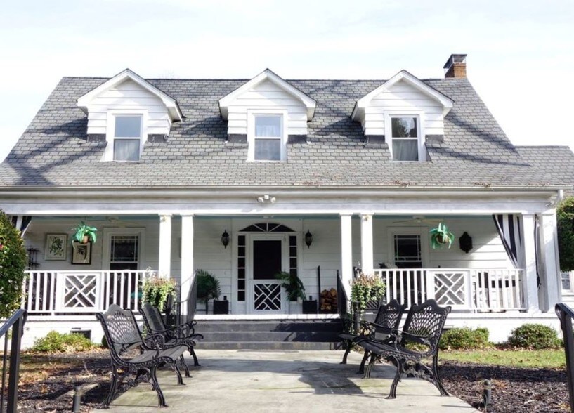 426 S Main St, Travelers Rest, SC à vendre - Photo principale – Image 1 sur 1