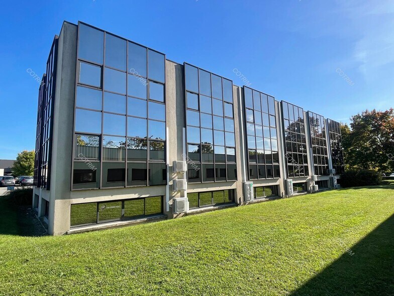 Bureau dans Reims à louer - Photo de l’immeuble – Image 3 sur 6