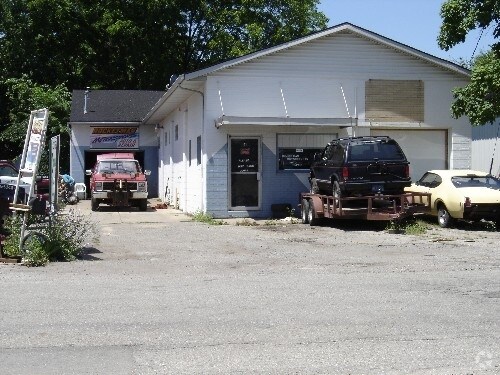 116 Charles St, Lansing, MI à louer - Photo de l’immeuble – Image 2 sur 6