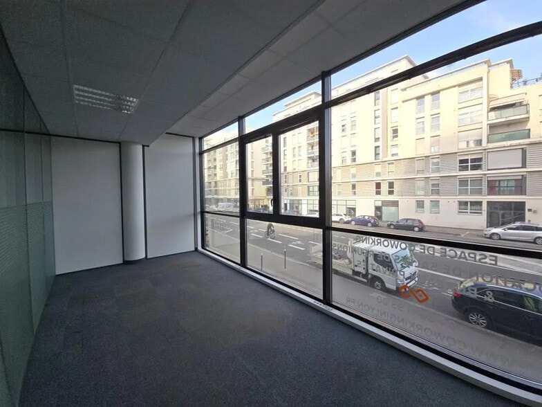 32 Rue Victor Lagrange, Lyon à louer - Photo de l’immeuble – Image 3 sur 9