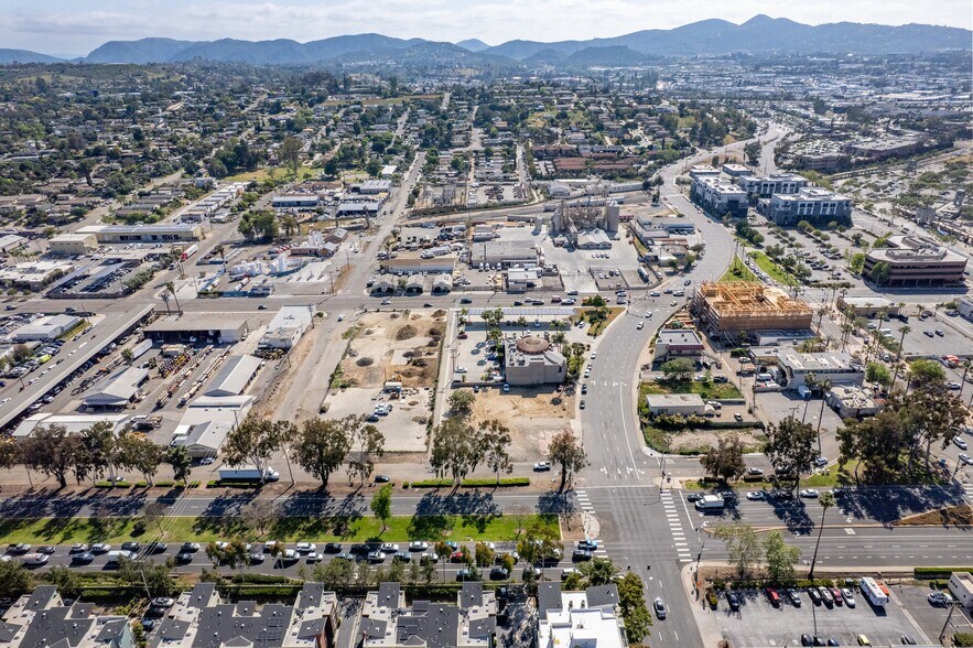 509 W 2nd Ave, Escondido, CA à vendre - Aérien – Image 3 sur 3
