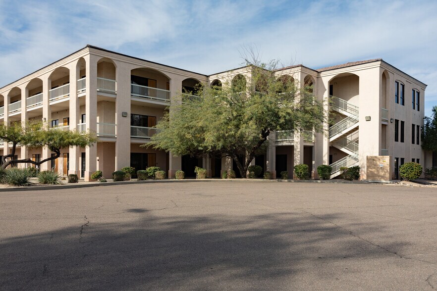 2550 N Thunderbird Cir, Mesa, AZ à vendre - Photo de l’immeuble – Image 3 sur 35