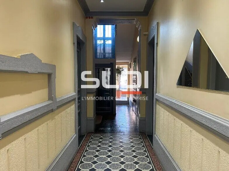 Bureau dans Villefranche-sur-Saône à louer - Photo de l’immeuble – Image 2 sur 8