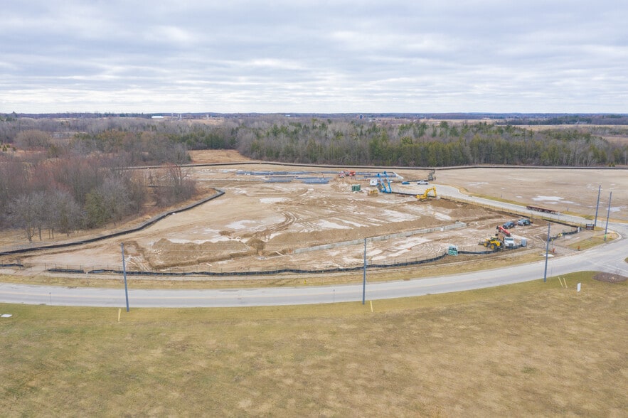 350 Hanlon Creek Blvd, Guelph, ON à louer - Photo de la construction – Image 2 sur 3