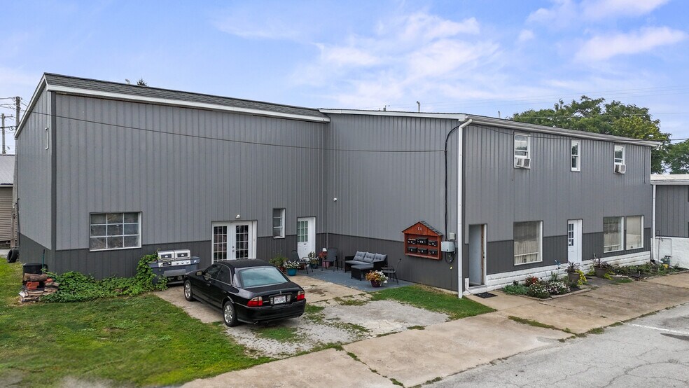 41 Railroad St, New London, OH à vendre - Photo de l’immeuble – Image 2 sur 12