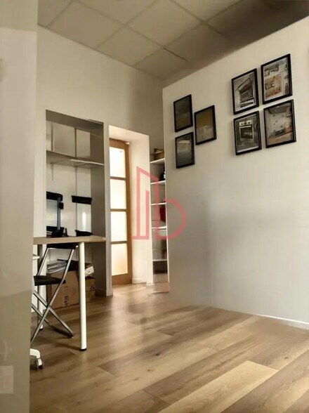 Bureau dans Bordeaux à vendre - Photo de l’immeuble – Image 3 sur 4