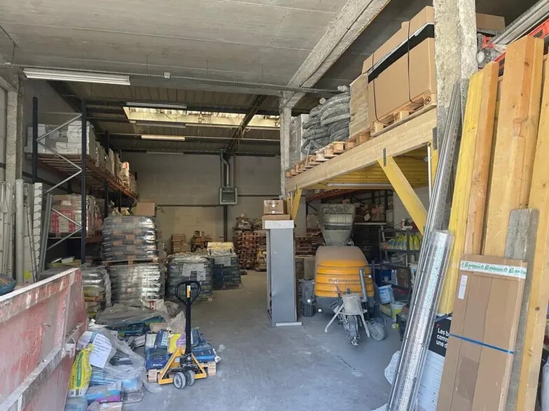Local d'activités dans Sevran à vendre - Photo intérieure – Image 3 sur 5