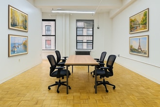 252 W 38th St, New York, NY à louer Photo intérieure– Image 2 sur 5