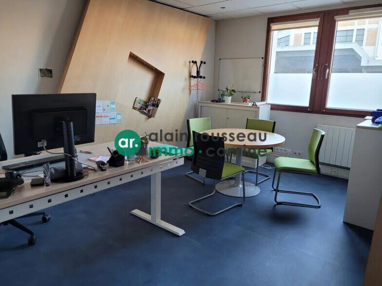 Bureau dans Nantes à louer - Photo de l’immeuble – Image 2 sur 4