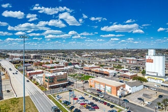1114 Elm St, Carrollton, TX - Vue aérienne  vue de carte