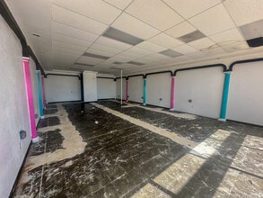 57930-58132 29 Palms Hwy, Yucca Valley, CA à louer Photo intérieure– Image 1 sur 8