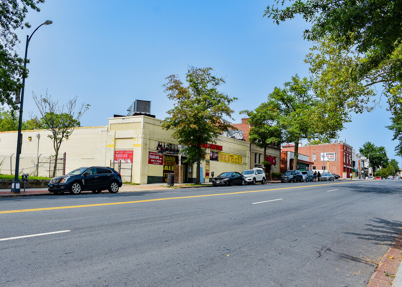 5720 Georgia Ave NW, Washington, DC à vendre - Photo de l’immeuble – Image 2 sur 5