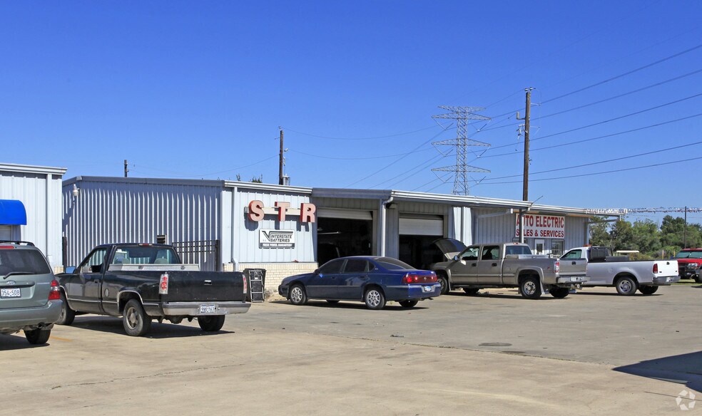 22303 Tx-6, Manvel, TX à louer - Photo principale – Image 1 sur 8